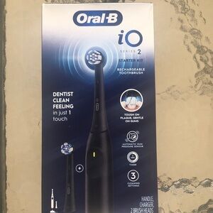 Oral-B iO Series 2 Black Rechargeable Toothbrush